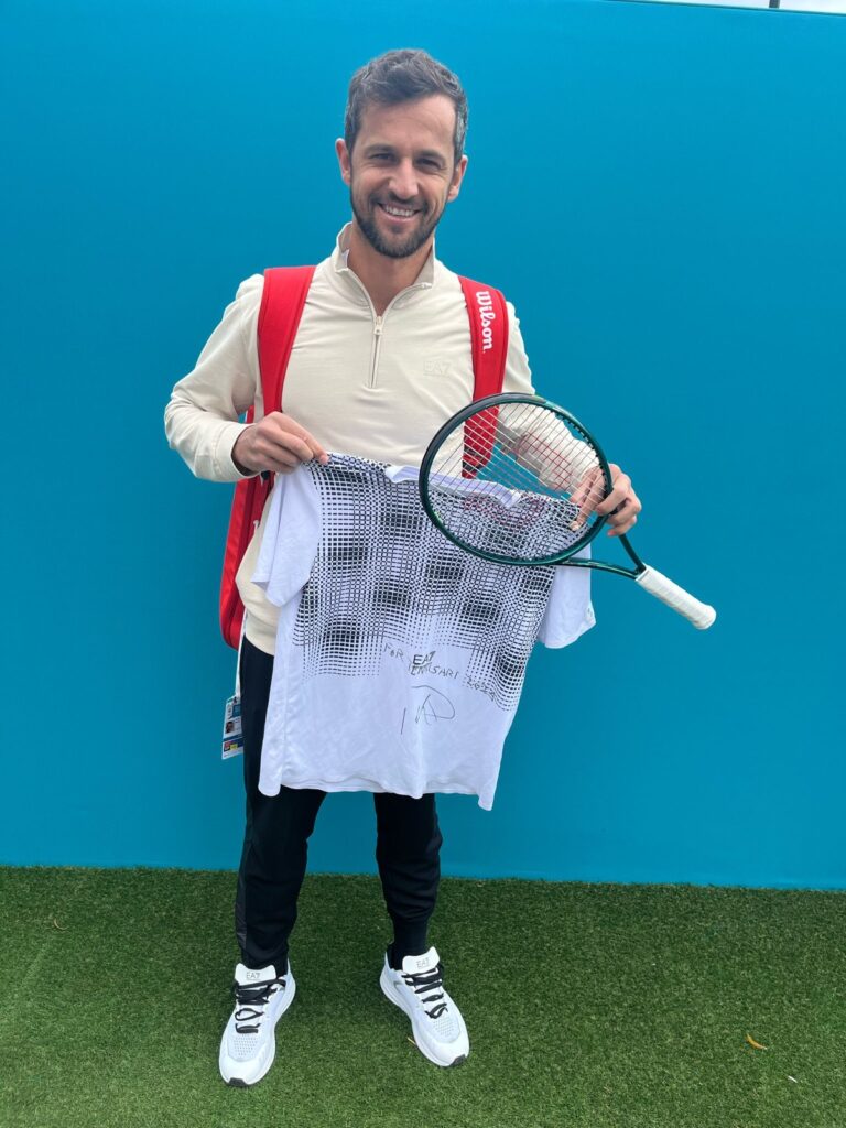 RAKIETA TENISOWA ORAZ KOSZULKA MECZOWA Z AUTOGRAFEM I DEDYKACJĄ MATE PAVIĆA